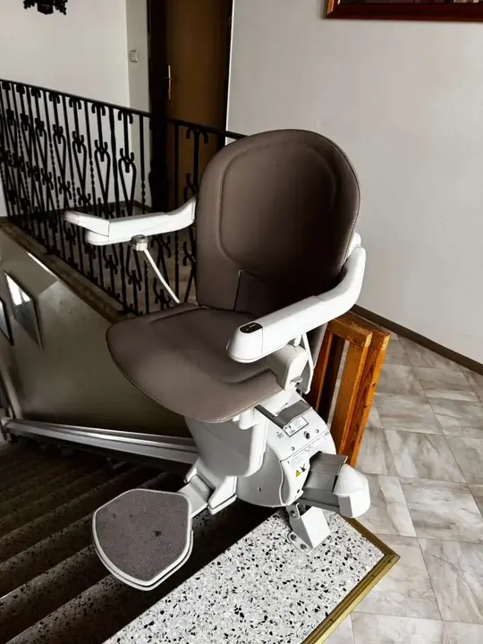 Curved Stair Lift for Interior Buildings installation in Crystal Lake Park (St. Louis County)